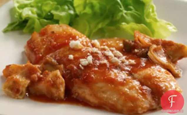 Tilápia Com Molho De Tomate Picante