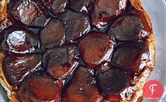 Pear Tarte Tatin com Caramelo De Vinho Tinto