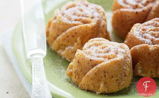 Baunilha aromatizada-teacakes de amêndoa e Quinoa Rosa