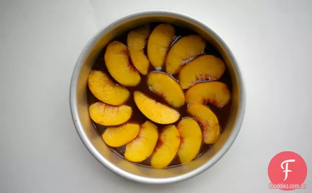 Pêssego De Cabeça Para Baixo Bolo
