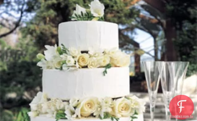 Bolo de casamento com Chocolate branco e limão