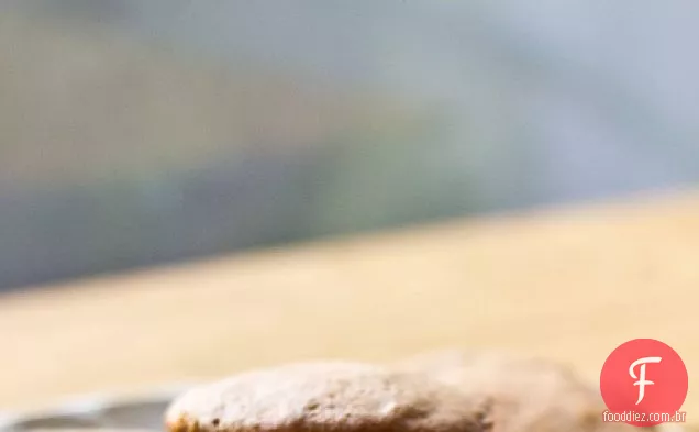 Torta de whoopie de bordo de abóbora com recheio de queijo creme de Chocolate