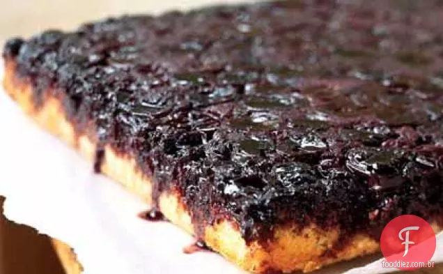 Bolo De Cereja-Amêndoa De Cabeça Para Baixo