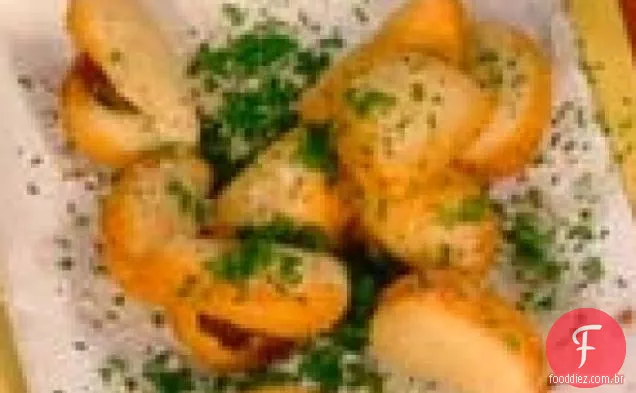 Pequenas tortas com cogumelos selvagens: Panzerotti Ai Finferli