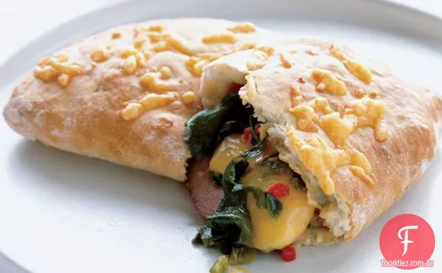 Presunto e Chile - Cheddar Calzones