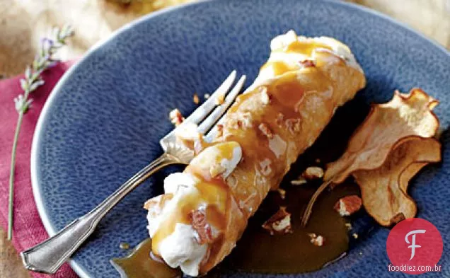 Caramelizado Pera Cannoli com molho de praliné