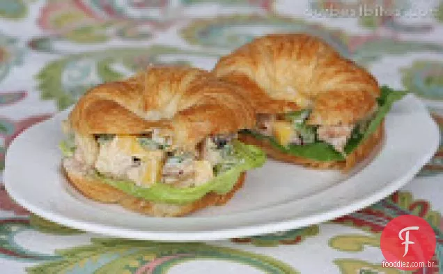 Sanduíches De Salada De Frango Teriyaki