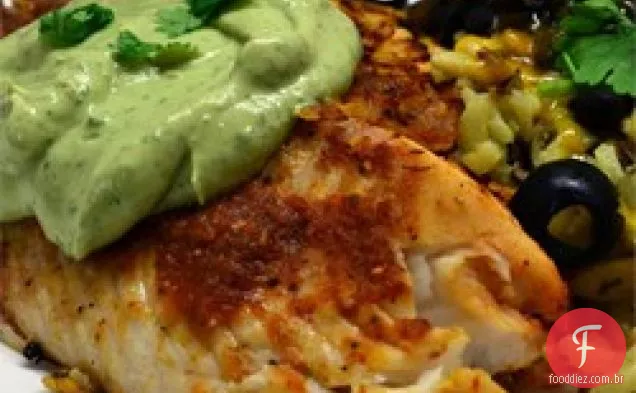 Tilápia crocante de limão Chipotle com molho de abacate fresco