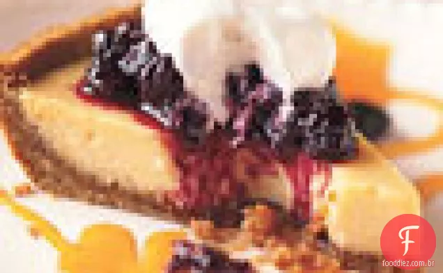 Torta De Limão chave com coulis de maracujá e compota de Huckleberry