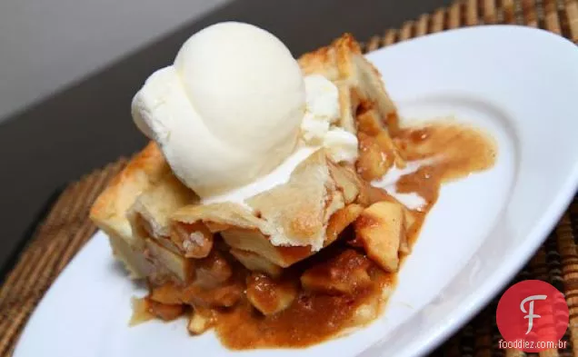 Dulce De Leche Apple Pie