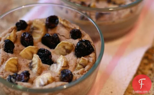 Pudim De Café Da Manhã Com Torta De Cereja Assada