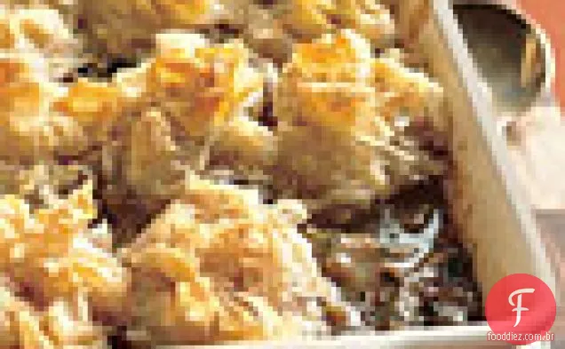 Torta de frango e cogumelo com crosta de Filo-parmesão
