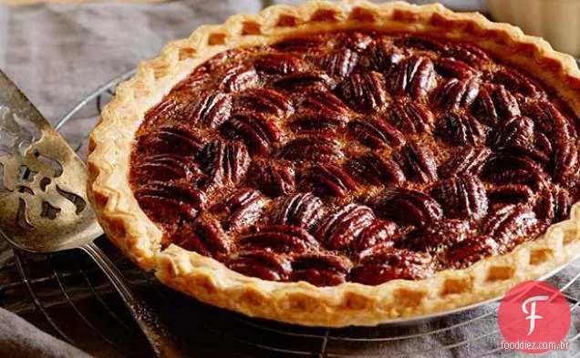 Bourbon Pecan Pie: aka Douglas ' Dark Rum Pecan Pie