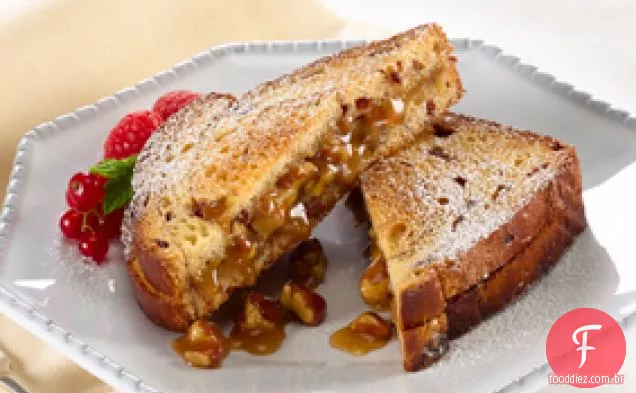 Torta De Noz-Pecã Recheada Torrada Francesa