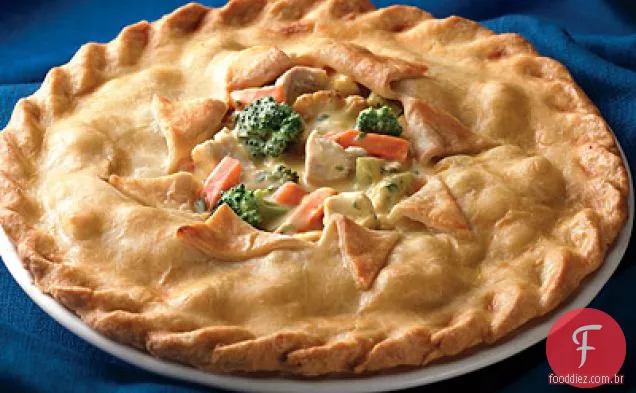 Torta de frango com prato fundo