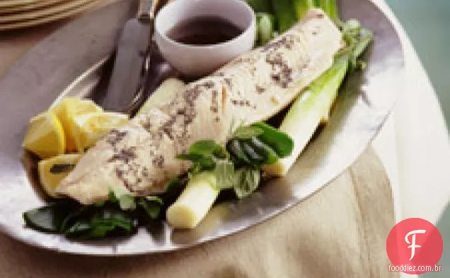 Truta De Salmão Escalfado Com Vinagrete De Semente De Papoula