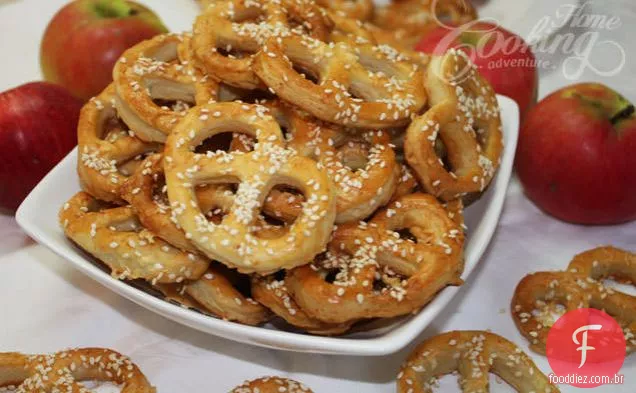 Pretzels De Gergelim E Queijo