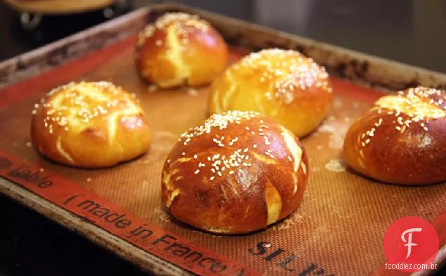 Pãezinhos Pretzel Macios