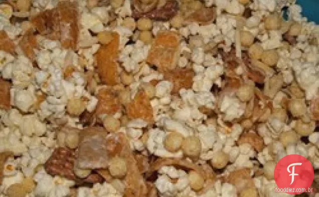 Lip-smacking pipoca mistura