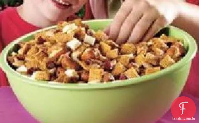 Holiday Spiced Snack Mix