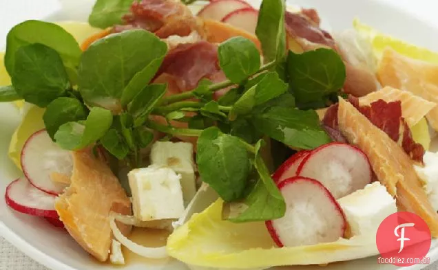Salada de truta defumada e Pancetta