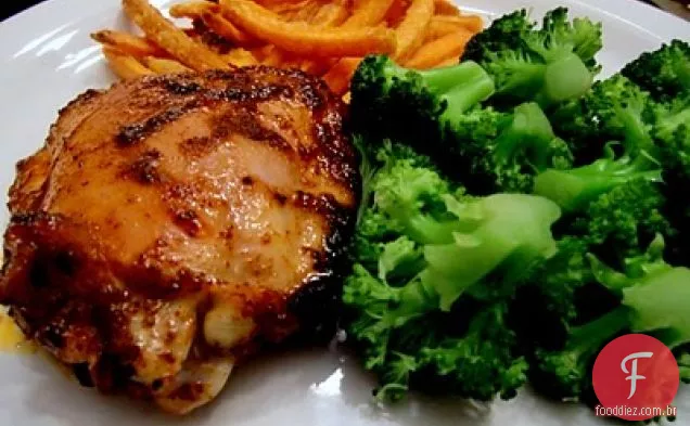 Coxas De Frango Picantes Com Vidro De Mel