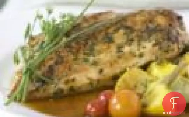 Frango Herbed Com Legumes De Verão