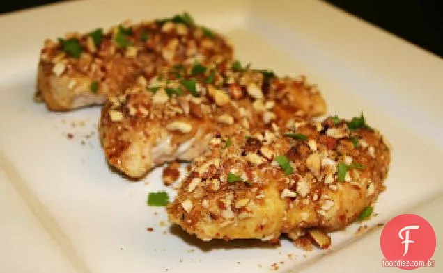 Frango Com Crosta De Amêndoa