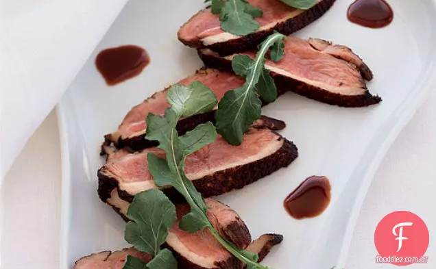 Pato gelado com molho Zinfandel