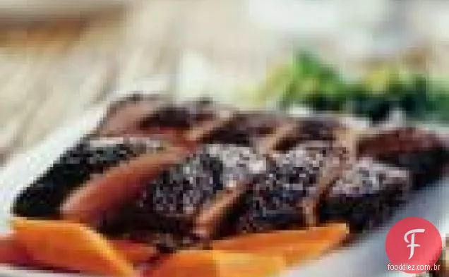 Peito de pato defumado com chá
