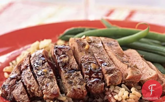 Peito de pato grelhado com molho Ruby Port