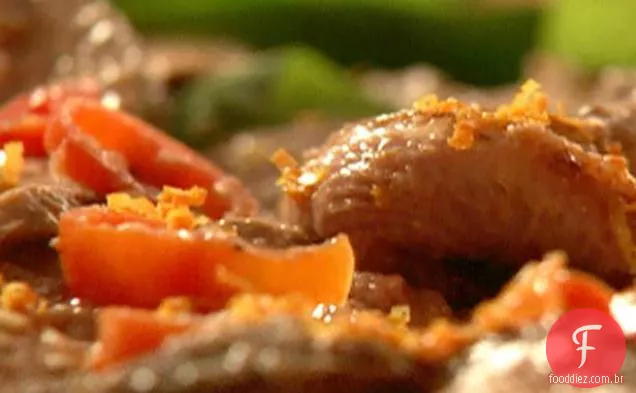 Salada De Pato Quente De Gengibre