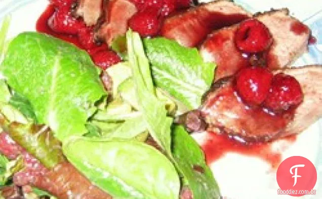 Peitos de Pato Com Molho De Framboesa