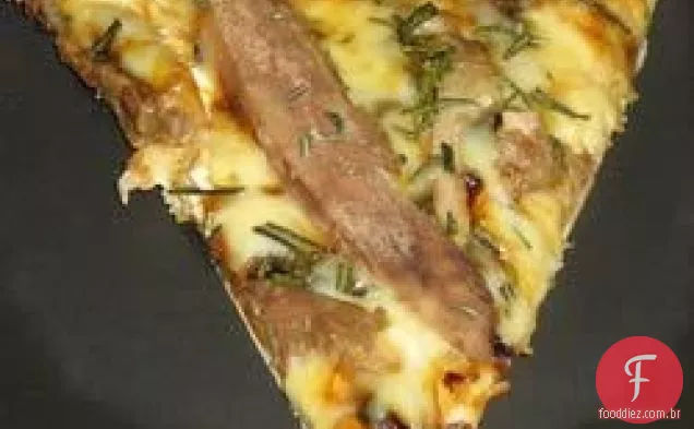 Pizza De Pato E Fontina Com Alecrim E Cebola Caramelizada