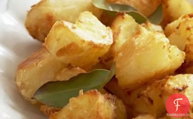 Batatas assadas com gordura de ganso e Baía
