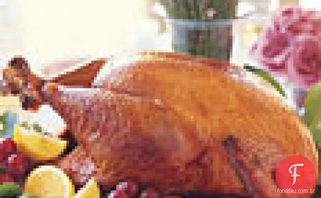 Peru grelhado com molho de chá e limão