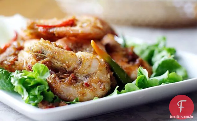 Camarões Satay (Camarões / Camarões Com Molho Picante de amendoim)