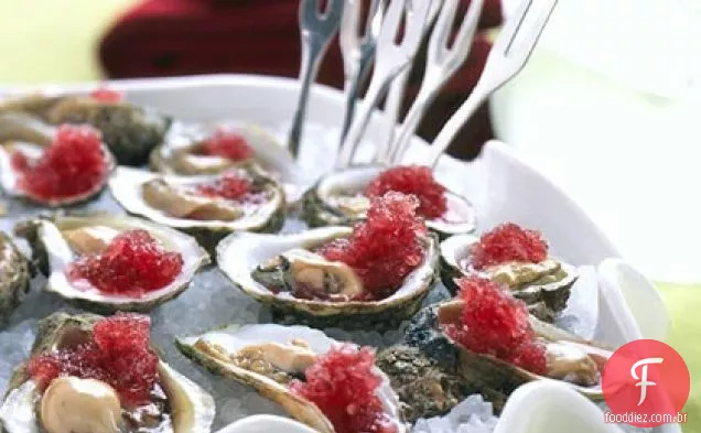 Ostras com gelo Mignonette