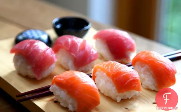 Salmão E Atum Nigiri