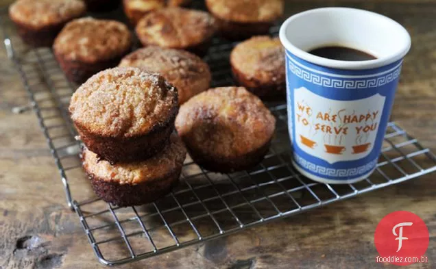 Cozido Canela Açúcar Donut Buracos