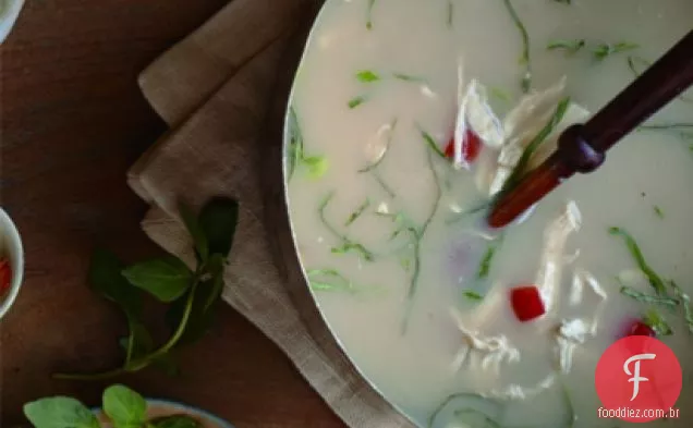 Sopa De Galinha Tailandesa