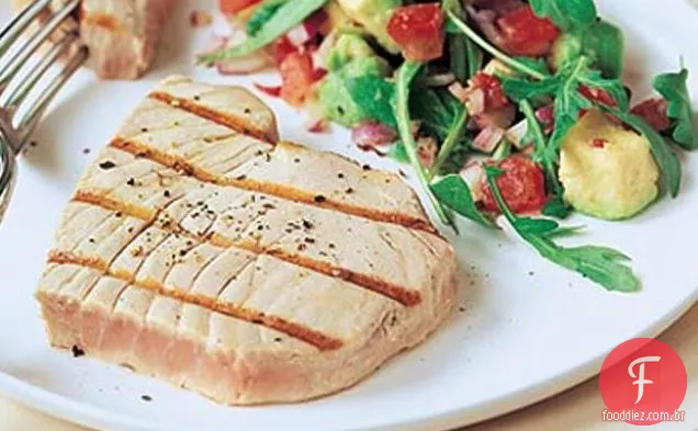 Bifes De Atum Com Molho De Abacate Robusto
