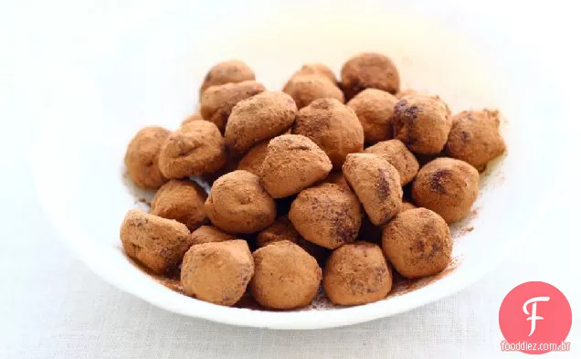 Trufas De Chocolate Com Gergelim E Pimenta