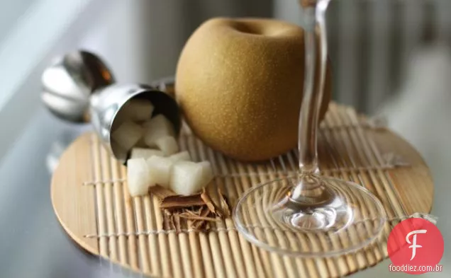 Martini Com Especiarias De Pêra E Canela