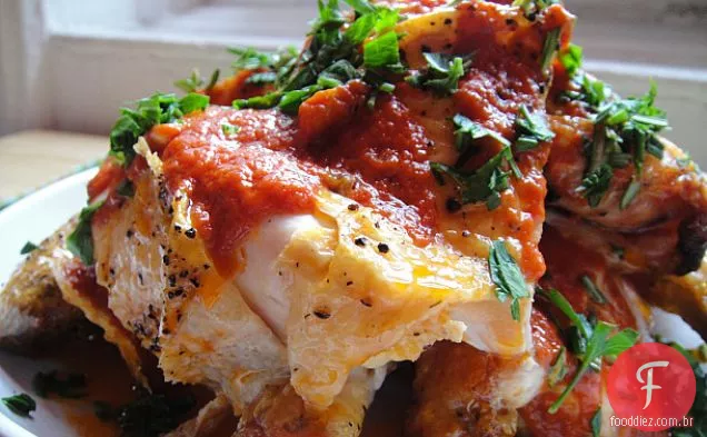 Cozinhe o livro: Frango Assado Com Manteiga De Tomate