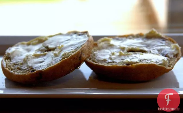 Bagels Com Passas De Canela