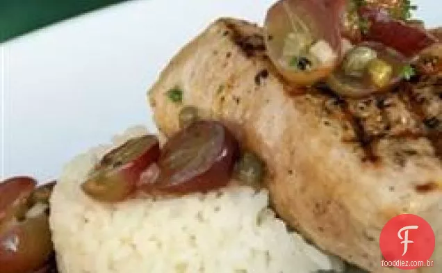 Bifes De Atum Grelhado Com Molho De Uva E Alcaparras