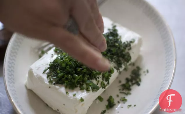 Queijo Creme De Ervas Ovos Mexidos