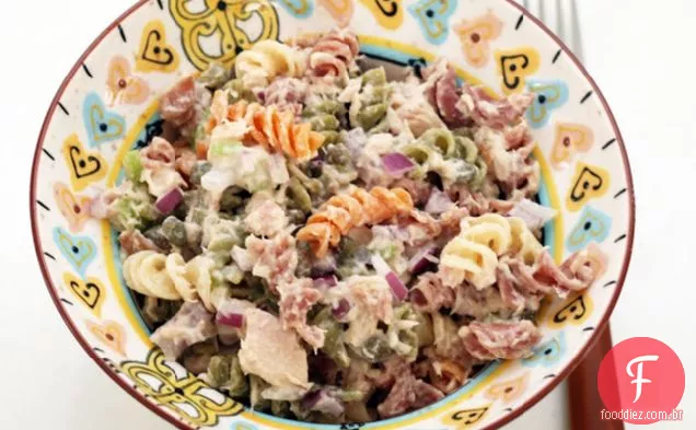 Salada De Macarrão De Atum