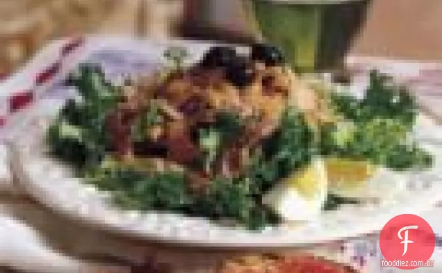 Salada de atum e Endívia encaracolada com vinagrete Romesco (xató)